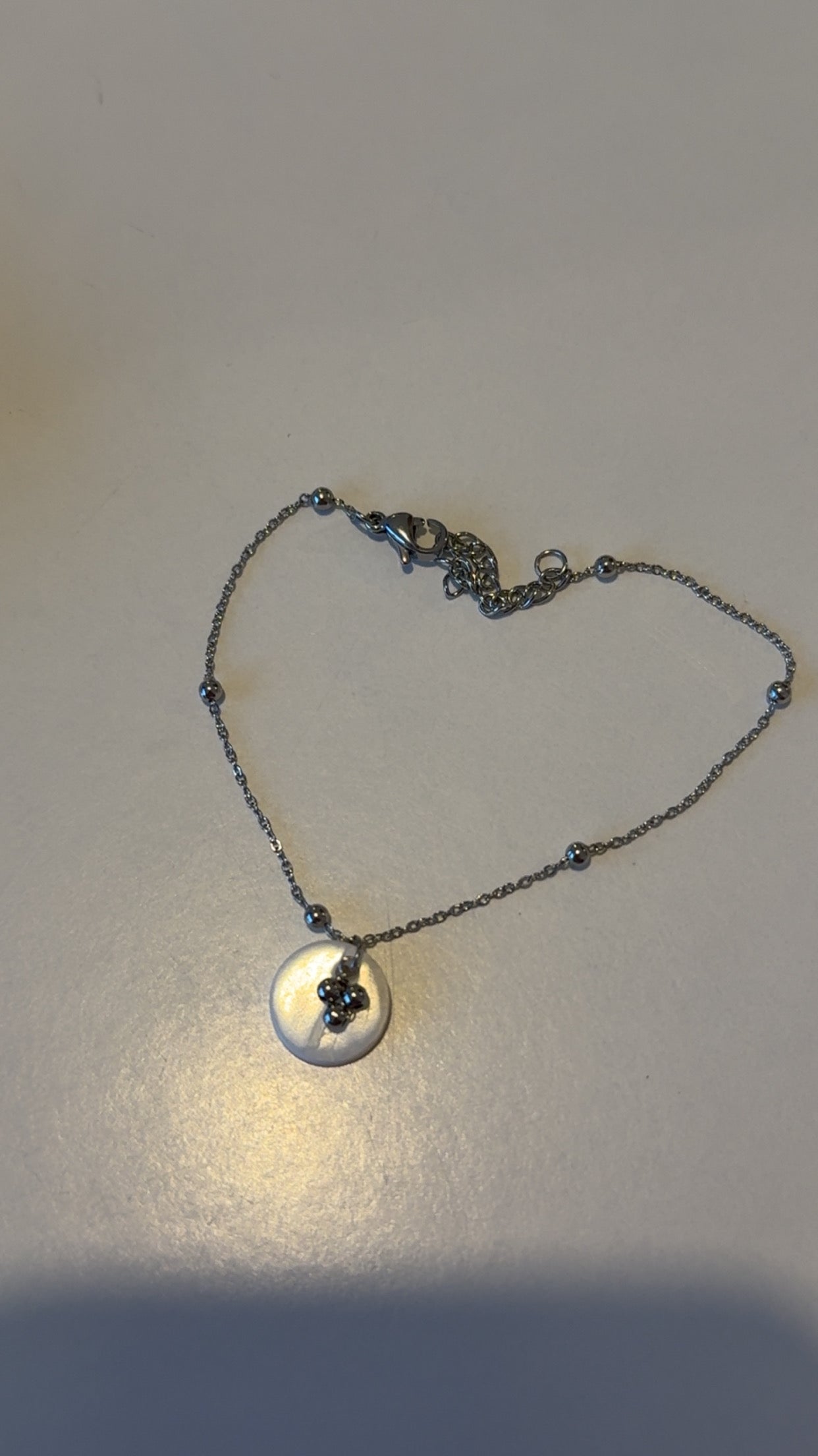 BRACELET EN ACIER INOXYDABLE ET NACRE